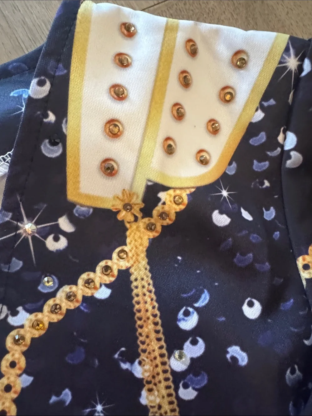 Beautiful bedazzle Zoe Golden Costume three pieces perfect for Halloween 8-10